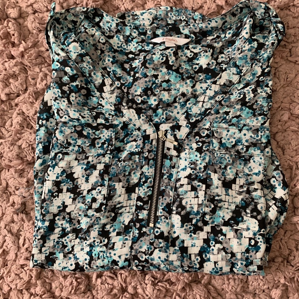 women’s top